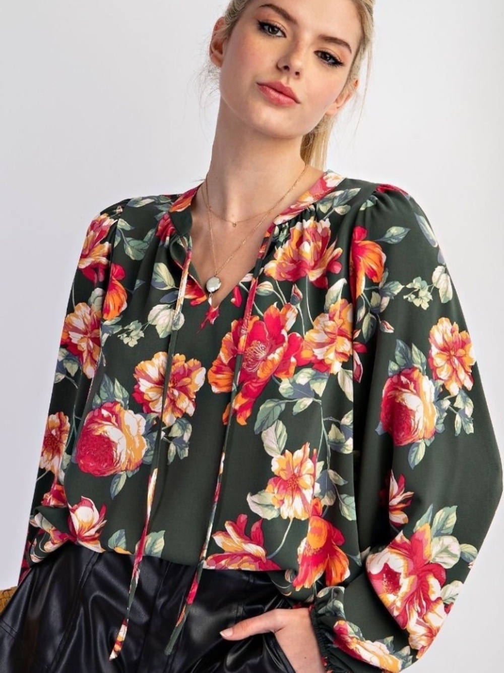 New Easel Women's Floral Tie Neck Blouse Pullover Woven Long Sleeve Relaxed Fit - Picture 2 of 8